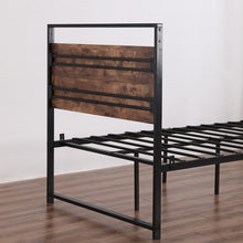 将图片加载到图库查看器,Twin Iron Bed With FootBed Black
